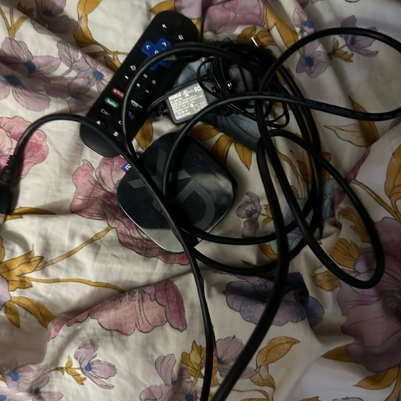 Authentic Roku 2xd - Picture 2 of 6